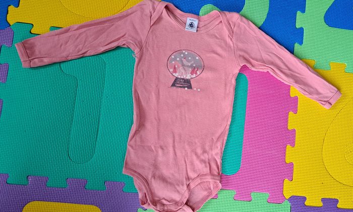 Lot de 4 bodies ml (3 Petit Bateau + 1 Absorba) 18m - photo numéro 6