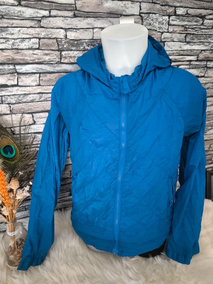 💙 Superbe kway léger bleu électrique de chez Orchestra en 8 ans 💙 - photo numéro 2