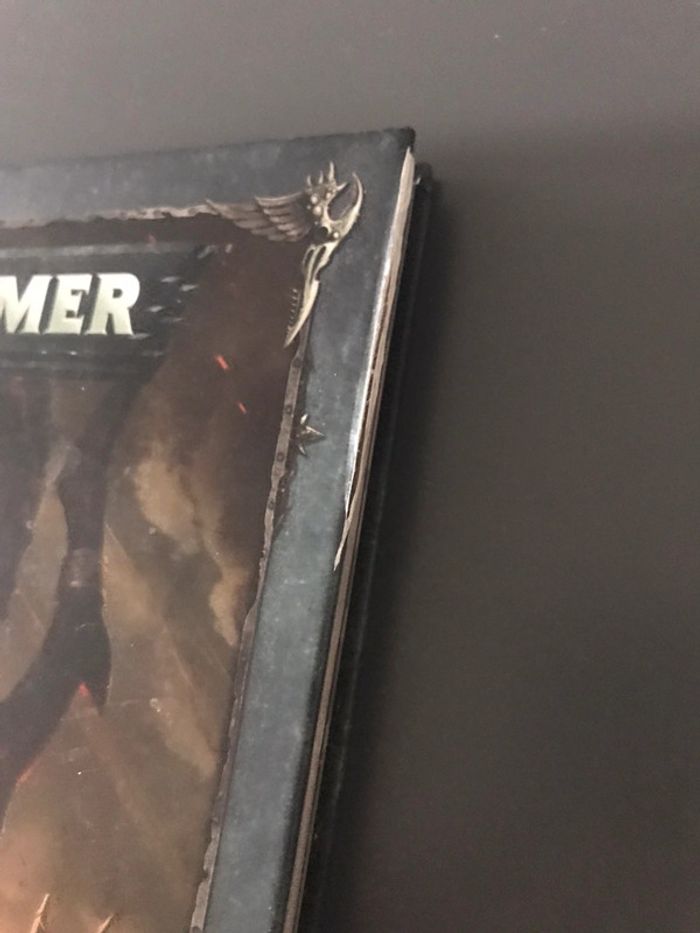 Livre warhammer 40000 codex chaos daemons - photo numéro 2