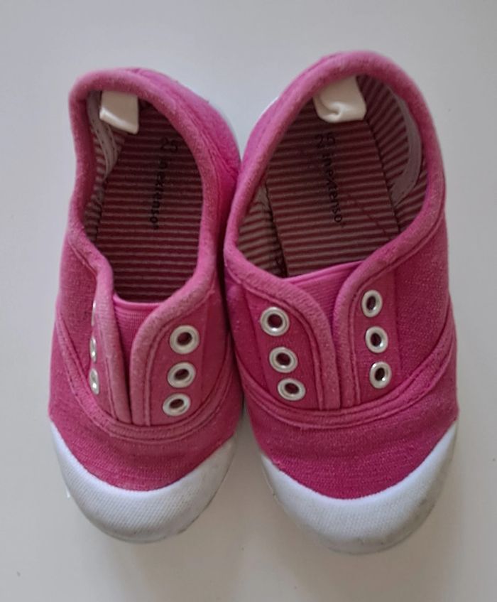 Baskets fille en toile pointure 25 - photo numéro 2