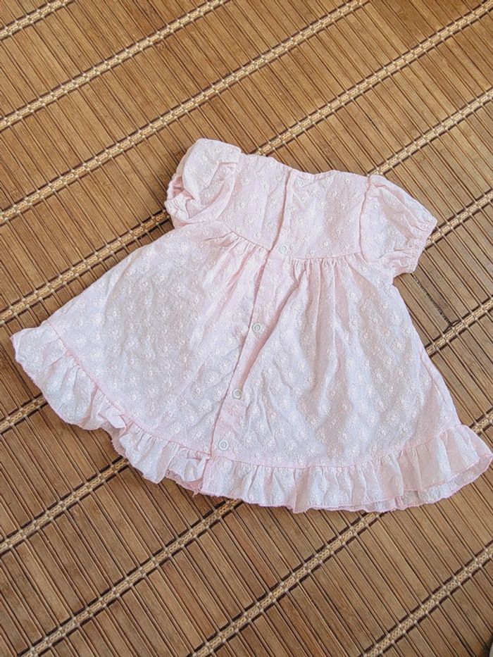 Robe neuve - photo numéro 2