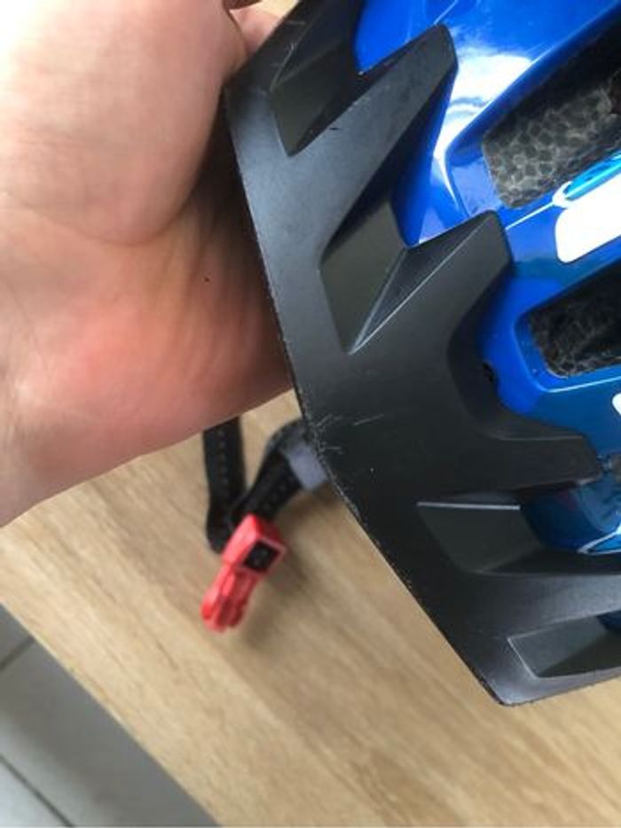 Casque vélo enfant avec éclairage intégré - photo numéro 6