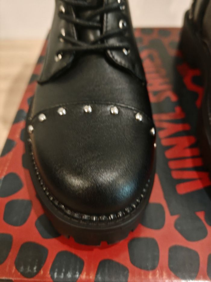 Bottines femme, taille 39, vinyl shoes - photo numéro 3
