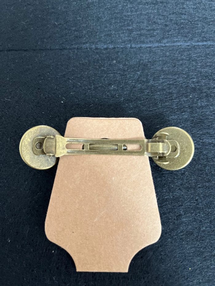 Barrette pince fleurs neuve - photo numéro 2