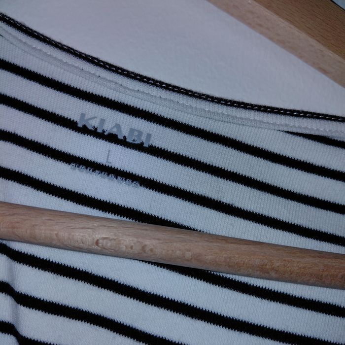 Kiabi- haut d'allaitement rayé sans manches taille L - photo numéro 2