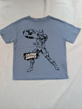 Tee-shirt capitaine america 8 ans