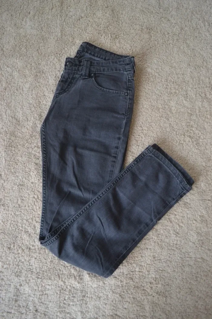 Jeans Levi's - Taille 38 (W29)