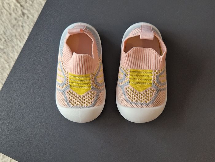 Chaussures premier pas bébé