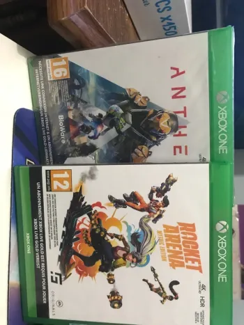 Lot de deux jeux de Xbox one