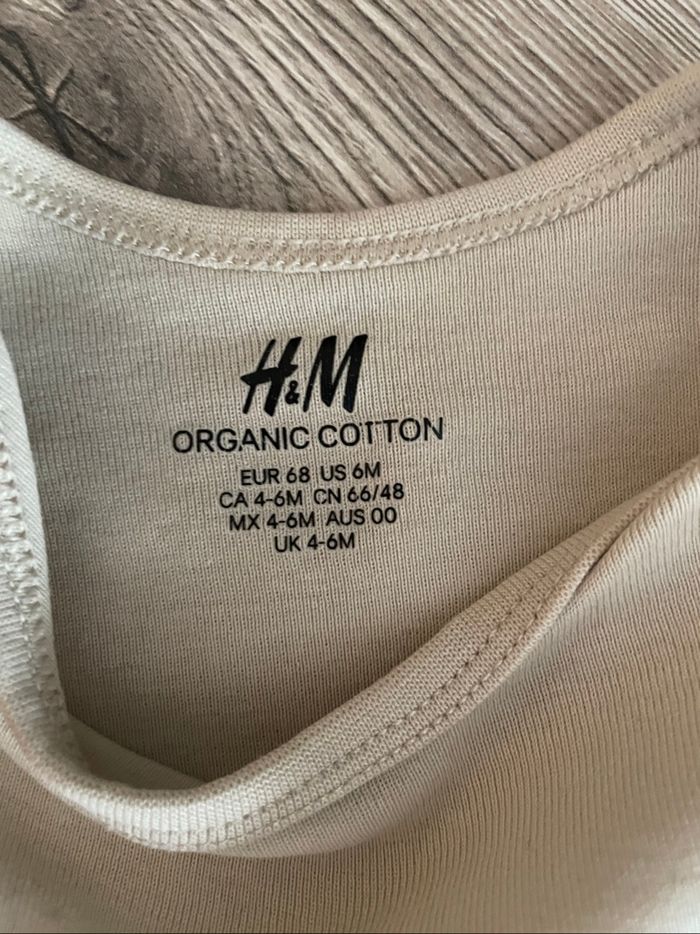 Lot bodies H&M - photo numéro 2