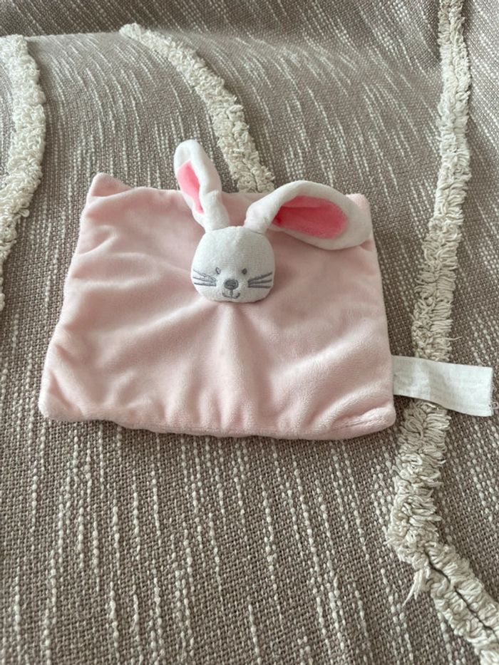 Peluche doudou plat 20cm kimbaloo lapin rose et blanc très bon état