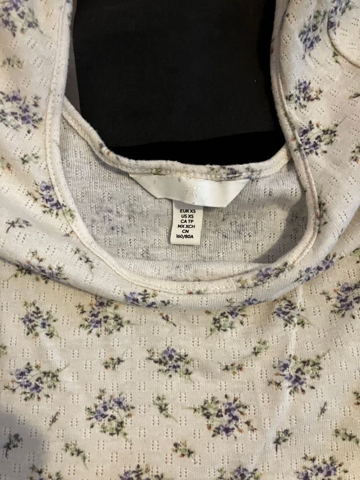 Tee shirt court crème à motifs - photo numéro 2