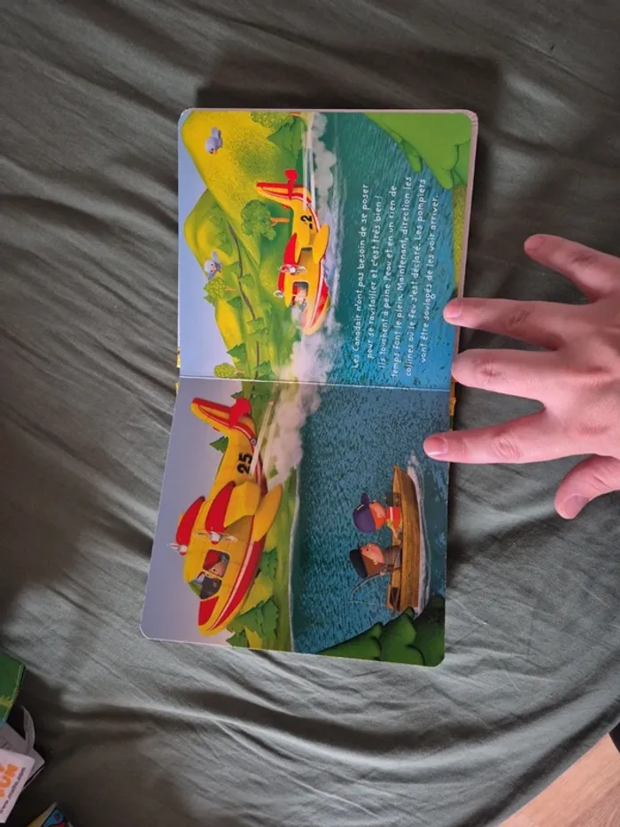 Livre ptit garçon le canadair d'Albert - photo numéro 5