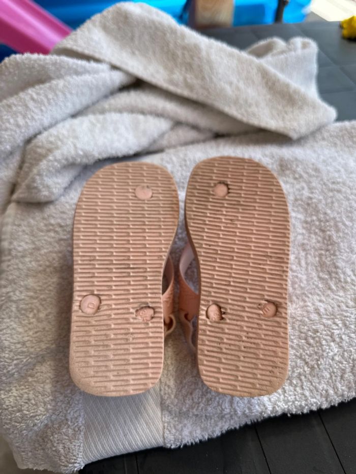 Tong havaianas Minnie taille 23/24 - photo numéro 4