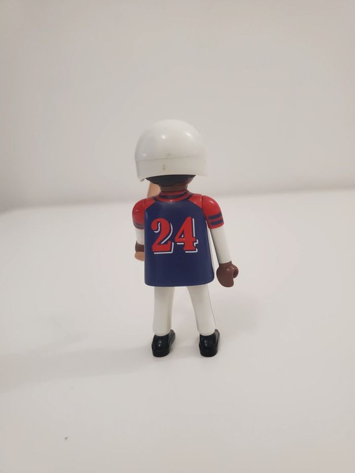 Playmobil Sport Joueur de Base Ball avec sa batte et son casque très bon état - photo numéro 4