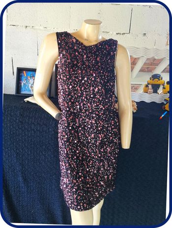 très belle robe  taille M prima pagina