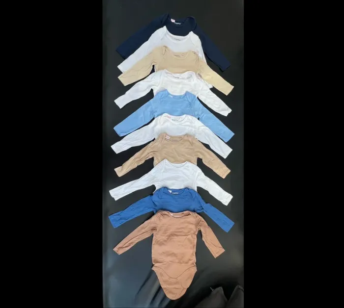 Lot de 10 bodies
