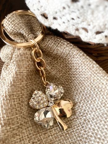 Très beau Porte-clés ou bijoux de sac | lot de 30 pièces 120€