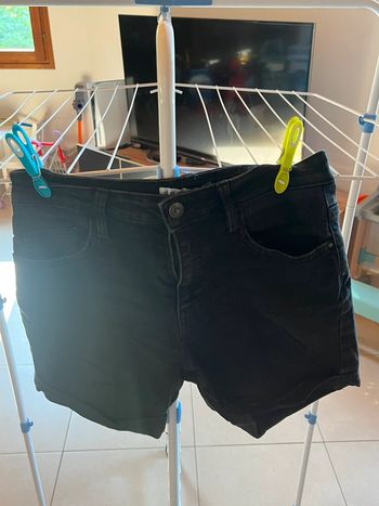 Short taille basse taille 38