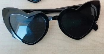 Lunettes de soleil coeur