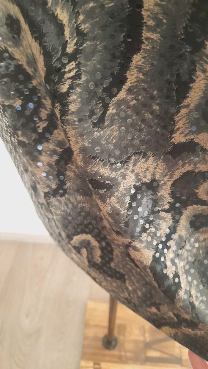 Haut imprimé avec sequins. - photo numéro 2