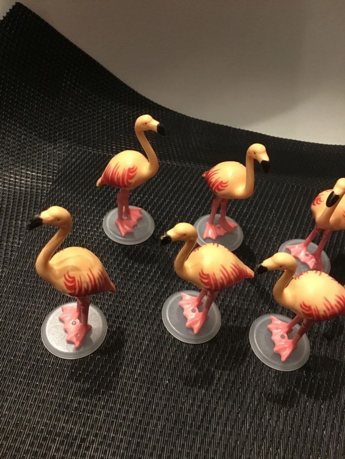 Playmobil lot 7 figurines flamants roses Wiltopia avec socle très bon état comme neuf - photo numéro 2