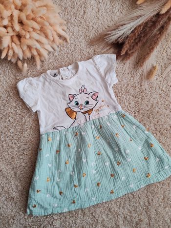 Robe.