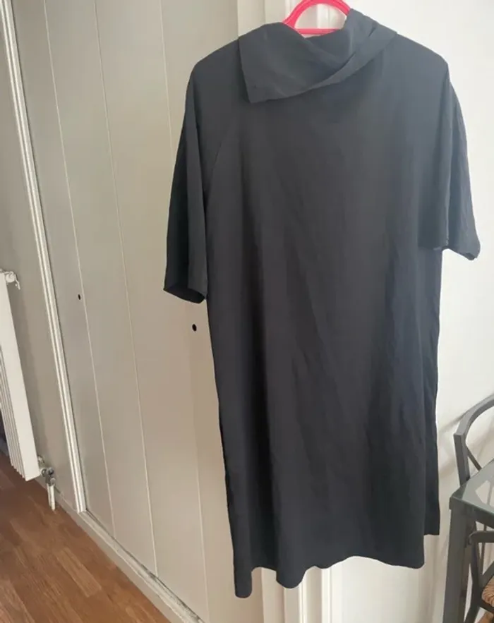 Robe en soie COS - photo numéro 5