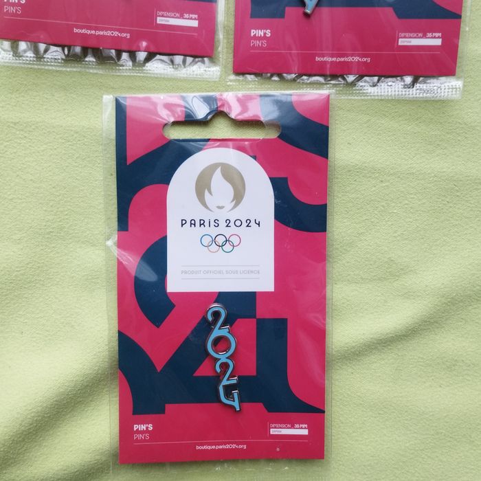 Pins souvenir Jo Paris 2024 Neuf - photo numéro 2
