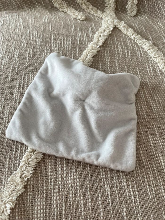 Peluche doudou plat 20cm brioche mouton brebis agneau blanc gris bon état - photo numéro 3