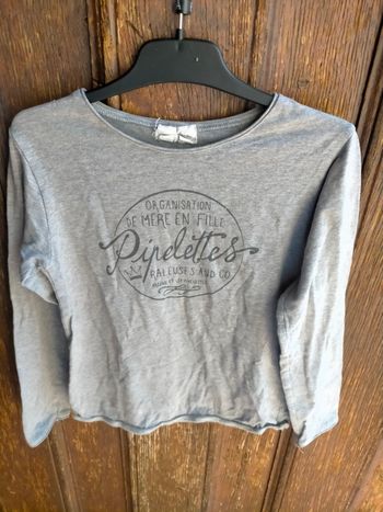 Très joli tee shirt Arsène et les pipelettes 6 ans 