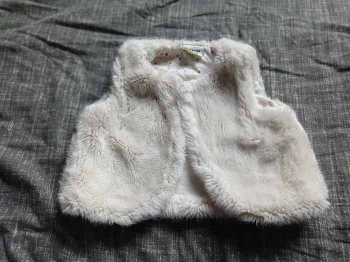 Veste sans manches 6 mois douce