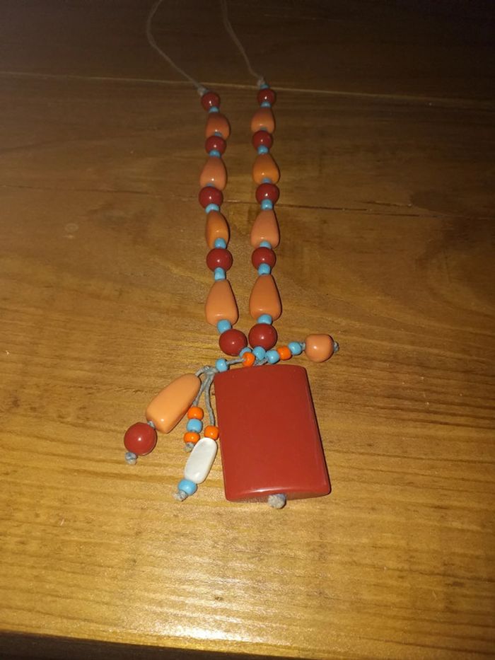 Collier orange rouge bleu - photo numéro 3