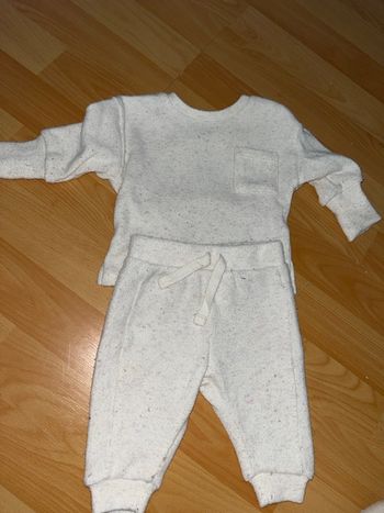 Ensemble blanc chaud bébé