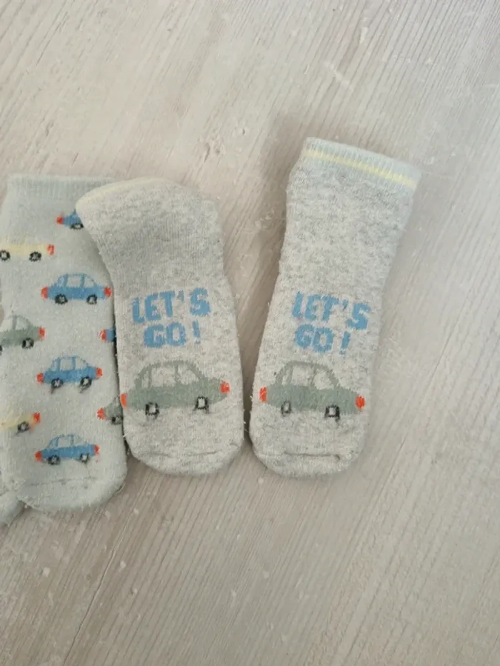 Chaussettes anti dérapante Kiabi 17/18 - photo numéro 3