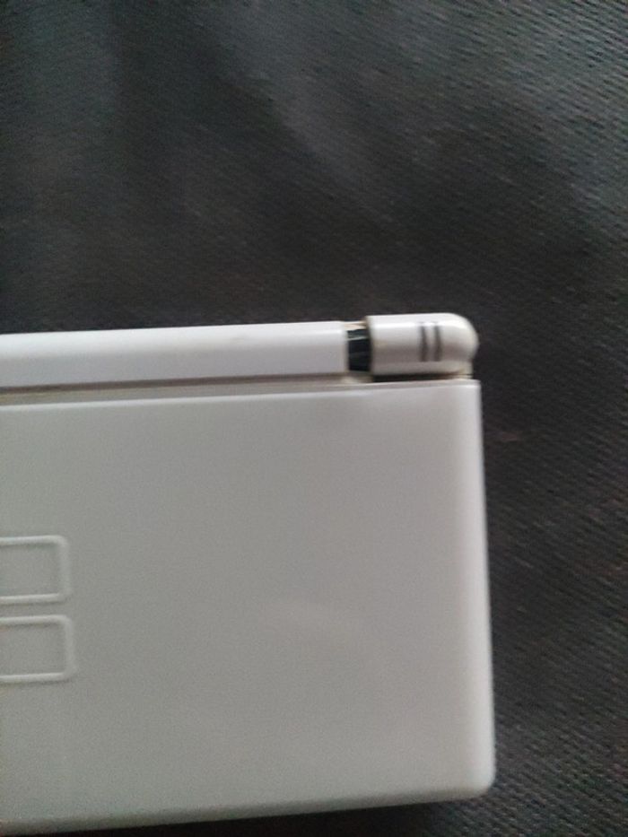Nintendo ds lite pour pièces - photo numéro 3