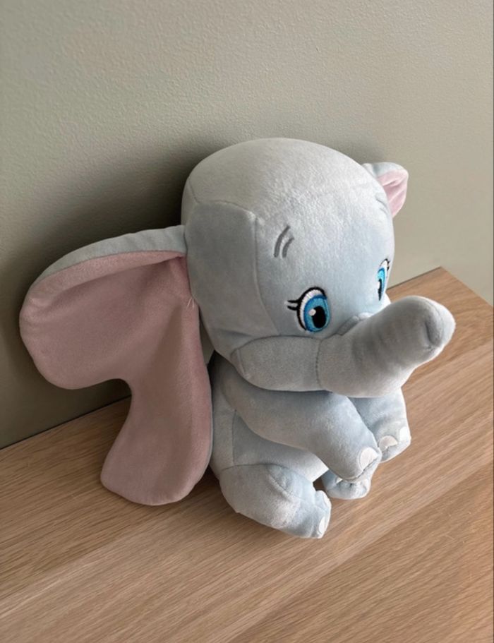 Peluche Dumbo Disney - photo numéro 2