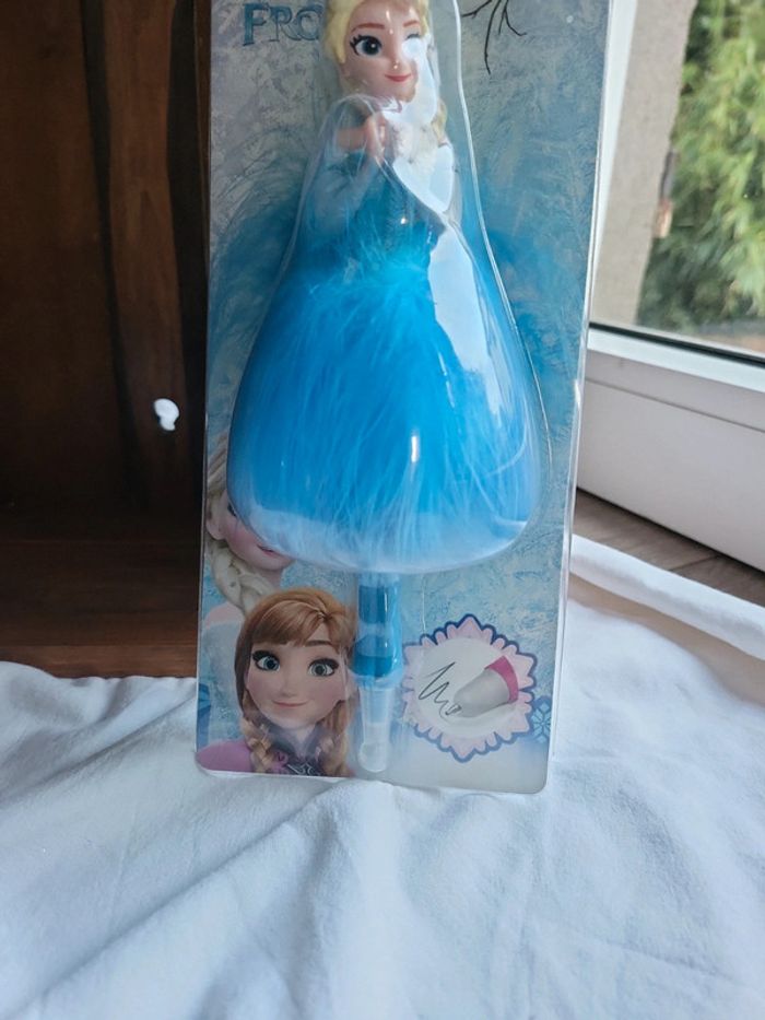 Stylo à bille reine des neiges licence Disney - photo numéro 4