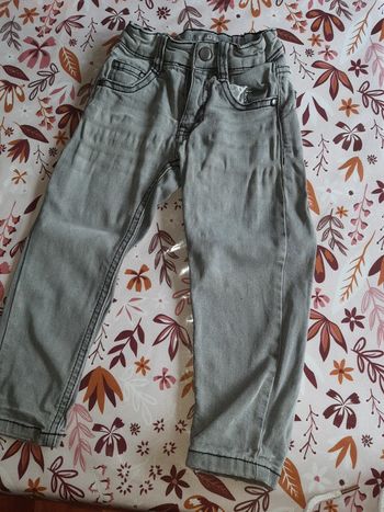 Jeans taille 3 ans