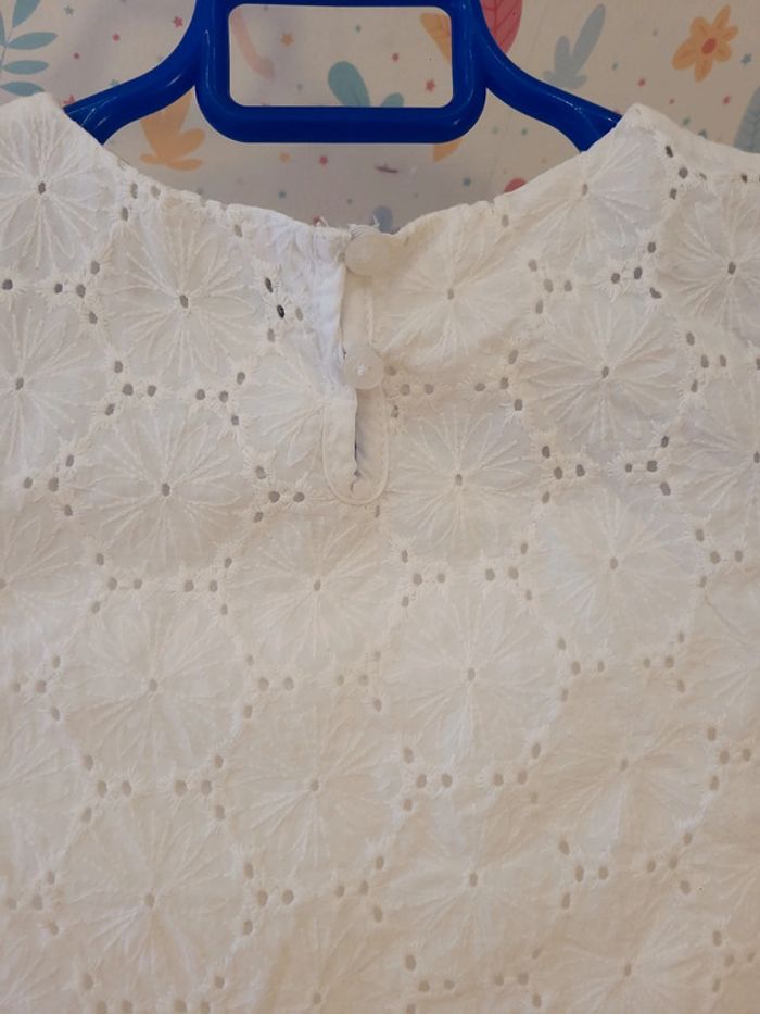 Robe blanche fleurie - photo numéro 4