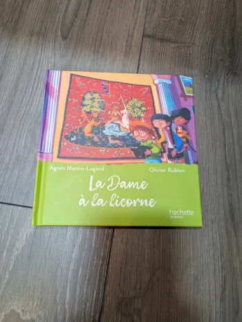 Livre McDo la dame à la licorne