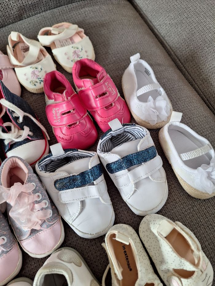 Lot de chaussures bébé taille 16/17 - photo numéro 5