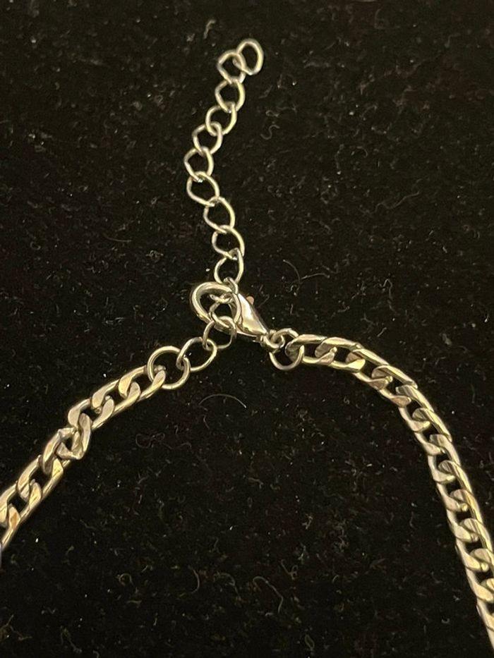 collier argenté - photo numéro 2