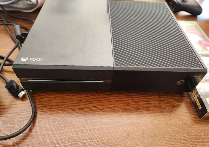 Xbox One en très bon état ! 🎮 - photo numéro 3