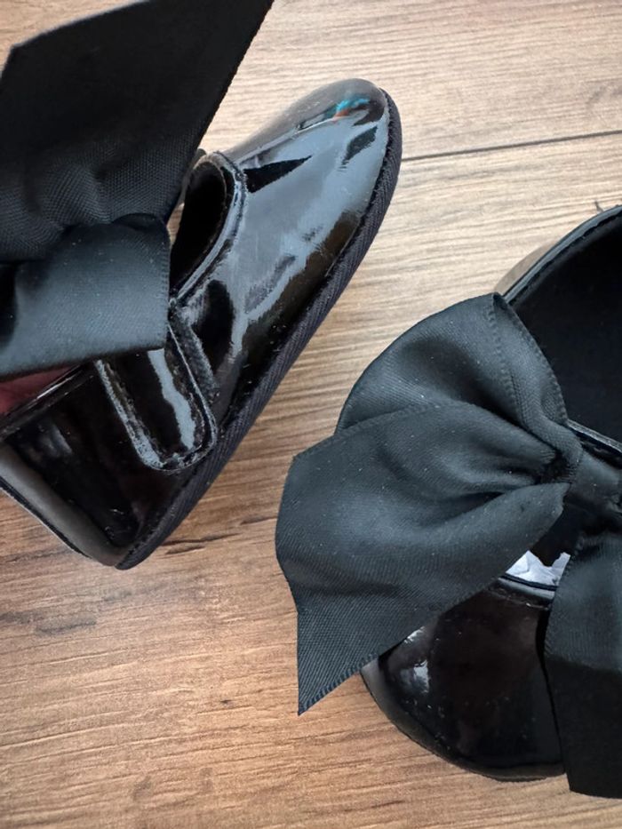 🌷Magnifique petite paire de ballerine avec flot🌷 - photo numéro 2