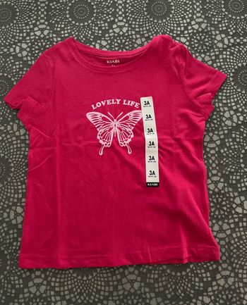 Teeshirt neuf taille 3 ans
