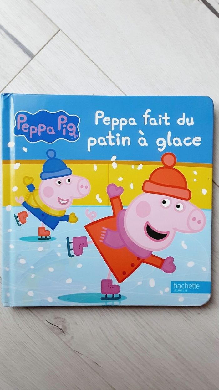 Livre Peppa pig fait du patin à glace, Hachette jeunesse,  comme neuf