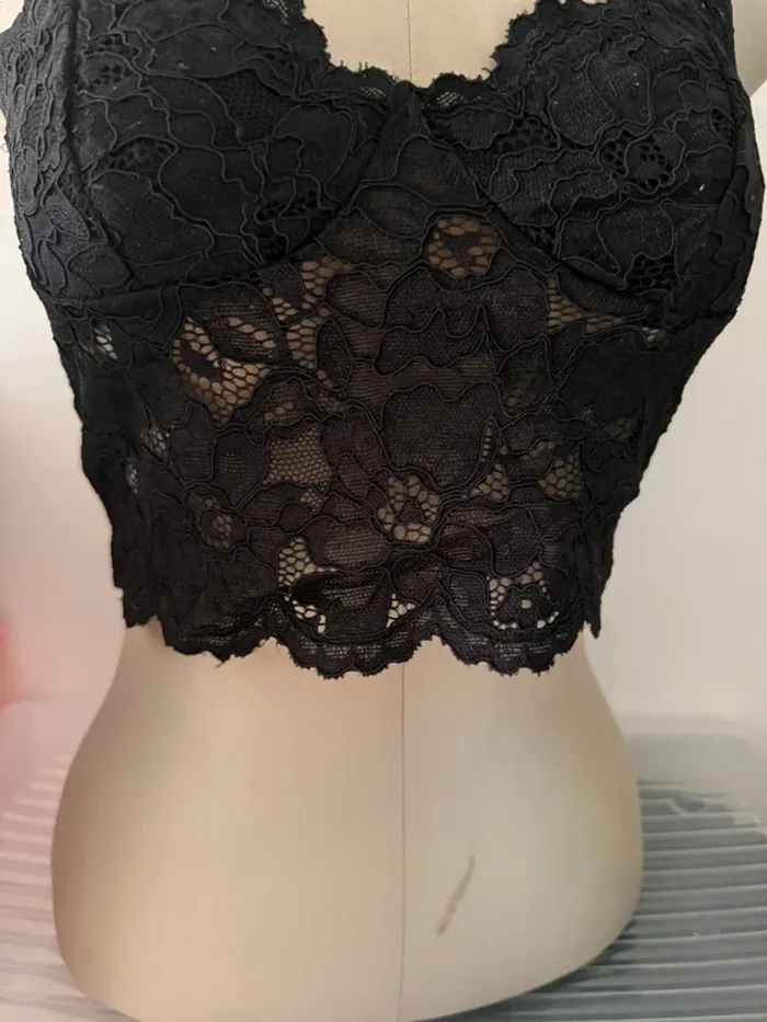 Top bustier en dentelle noir - Zara (Taille L) - photo numéro 2
