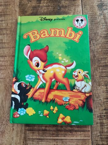 Livre Disney Bambi
