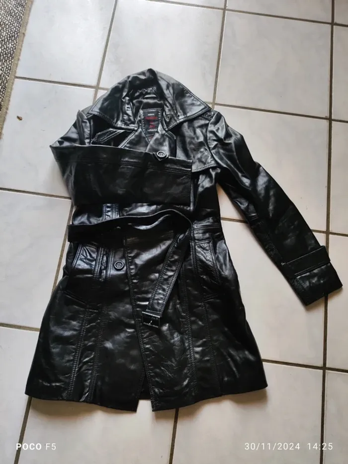 Veste  véritable cuir taille S - photo numéro 5